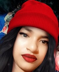 Sehen Sie sich Deborbhavi222s Live-Sexshow an