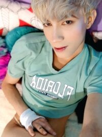 Sehen Sie sich Cooperrosscute233s Live-Sexshow an