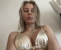 Watch LunaRase's Live Sex Show