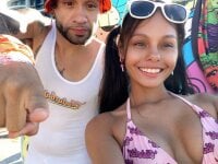 Sehen Sie sich xxxvibesxos Live-Sexshow an