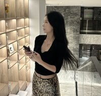 Watch DX-002's Live Sex Show