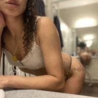 Watch _Neeka_'s Live Sex Show