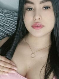 Sehen Sie sich cazumyys Live-Sexshow an