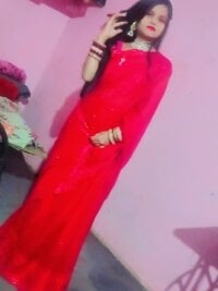 Sehen Sie sich Komal0099s Live-Sexshow an