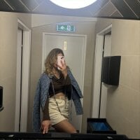 Watch ayyyyou's Live Sex Show