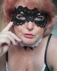 Watch TerezaVelvet's Live Sex Show