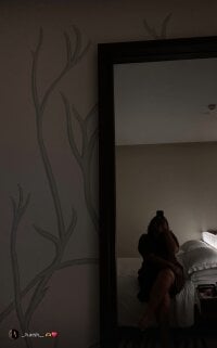 Sehen Sie sich doughboobiess Live-Sexshow an