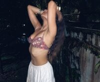 Sehen Sie sich Ananya450s Live-Sexshow an