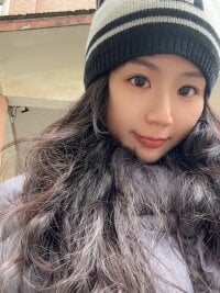 Watch lumi65's Live Sex Show