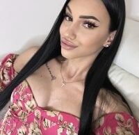 Sehen Sie sich ilariea_girls Live-Sexshow an