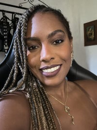 Sehen Sie sich br_girls Live-Sexshow an