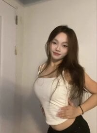 Watch Eilll11's Live Sex Show