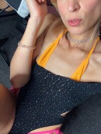 Watch LittleLoftAngel's Live Sex Show