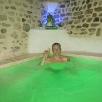 Sehen Sie sich Soloyans Live-Sexshow an