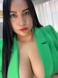 Watch Miia_Jazmin's Live Sex Show