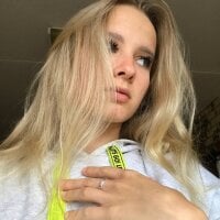 Watch RobbinWolf's Live Sex Show