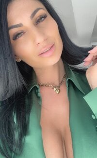 Watch ElizabethAC's Live Sex Show