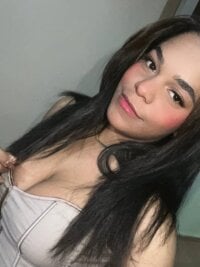 Watch Tiffany-Jones's Live Sex Show