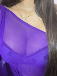 Sehen Sie sich Desi_Maya69s Live-Sexshow an