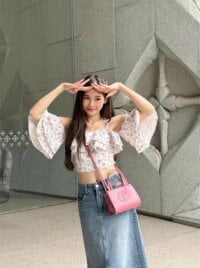 Watch hello_mie's Live Sex Show