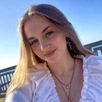 Sehen Sie sich Jessica1Wests Live-Sexshow an