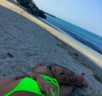 Sehen Sie sich MARYADSUARDs Live-Sexshow an