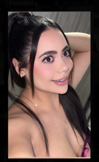 Watch Aryrosee's Live Sex Show