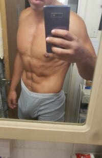 Watch BigGuyMuscle's Live Sex Show