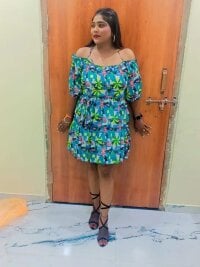 Watch queensenorita's Live Sex Show