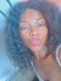 Sehen Sie sich Mareinesoleils Live-Sexshow an
