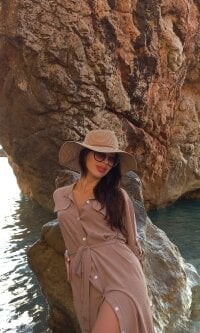 Watch lleisa's Live Sex Show