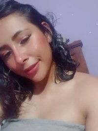Sehen Sie sich _karla_Brunette_s Live-Sexshow an