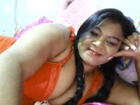 Watch IndianDelia's Live Sex Show