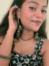 Sehen Sie sich Sweety_Lives Live-Sexshow an
