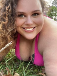 Watch Fatpussybigass's Live Sex Show