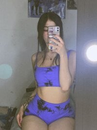 Sehen Sie sich Shadow_Hills Live-Sexshow an