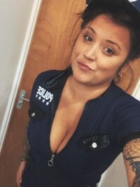 Sehen Sie sich Charsworlds Live-Sexshow an