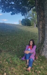 Watch classyladyrellax's Live Sex Show