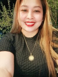 Watch UrSweetClassyPinay's Live Sex Show