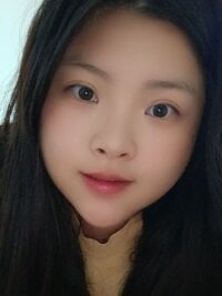 Sehen Sie sich hello098712s Live-Sexshow an