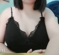 Sehen Sie sich LisaaSEXXYs Live-Sexshow an