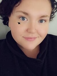 Watch Sh0rtFluff's Live Sex Show