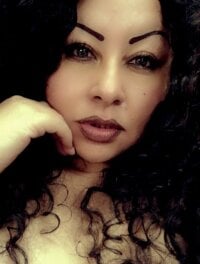 Watch hazel_milf's Live Sex Show