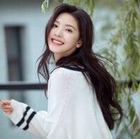 Watch SpiderIily's Live Sex Show