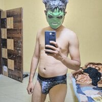 Смотреть секс шоу Horny_bull28