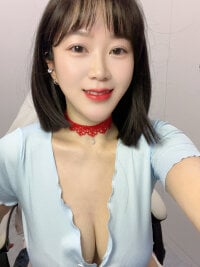 Watch summer_996's Live Sex Show