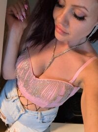 Watch SwedishBaabe's Live Sex Show