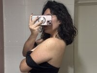 Sehen Sie sich Katheerines Live-Sexshow an