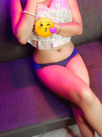 Watch Hot_Urvi's Live Sex Show