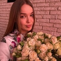 Watch PeachyLina's Live Sex Show